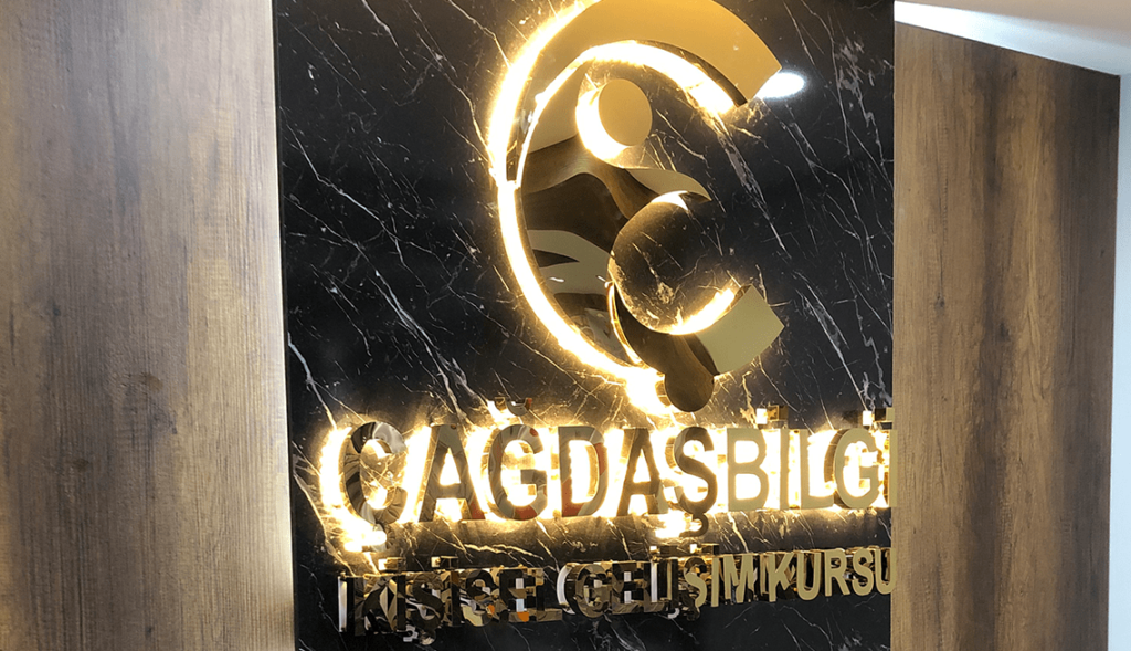 ÇB Özel Zeminli Paslanmaz Gold Harf